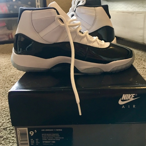 Men’s Jordan Retro 11'' blck/wht